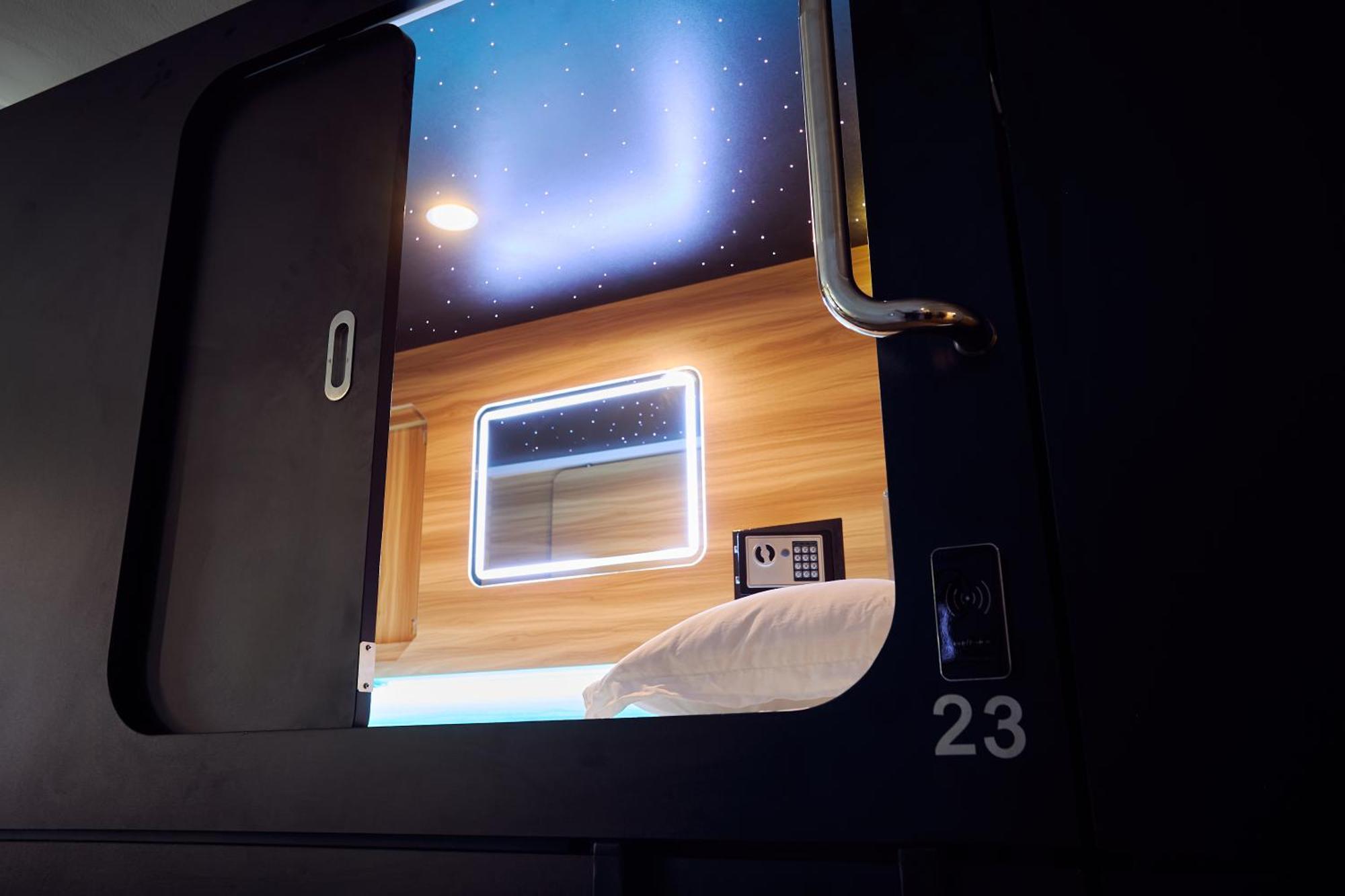 Pod Hotel Montréal Exteriör bild